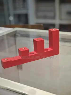 Busbar Support Insulator 3p/4p Panel Type