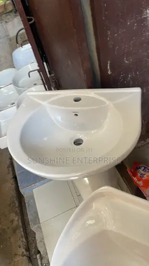 Twyford Basin And Stand