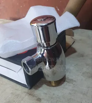 Men's Urinal Tap – Close-Coupled & Wall-Hung Water Closet – Frencia, Diamond, Twyford