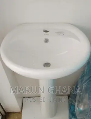 Basin With Stand 2005