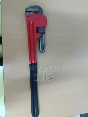 24" Heavy Duty Pipe Wrench-brand: BROQ