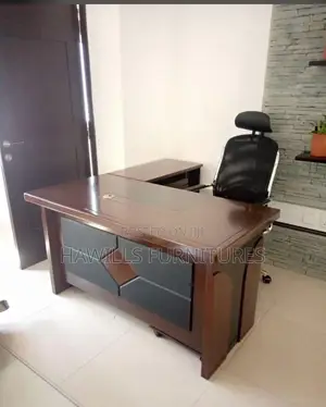 Executive L Shape Table (140cm)
