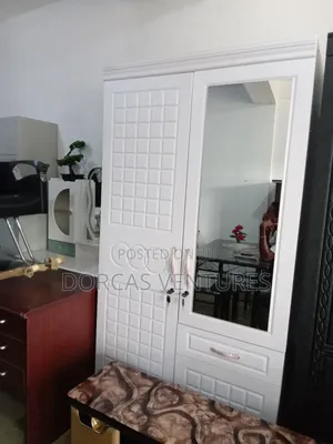 Ladies Room Wardrobe