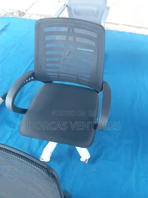 Quality Office Chair | Office / Gaming Chair | Ergonomic Design | Height Adjustable | Lumbar Support | PU Leather / Mesh Fabric