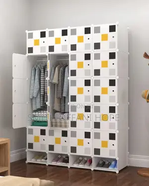 Organize Your Life With The 20-cube Wardrobe