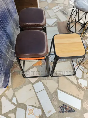 Vintage Stool – Office & Event Chair – Executive, Ergonomic, Gaming & Bar Stool