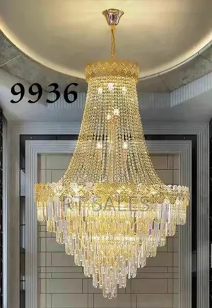 Modern Esthetic Chandelier Light