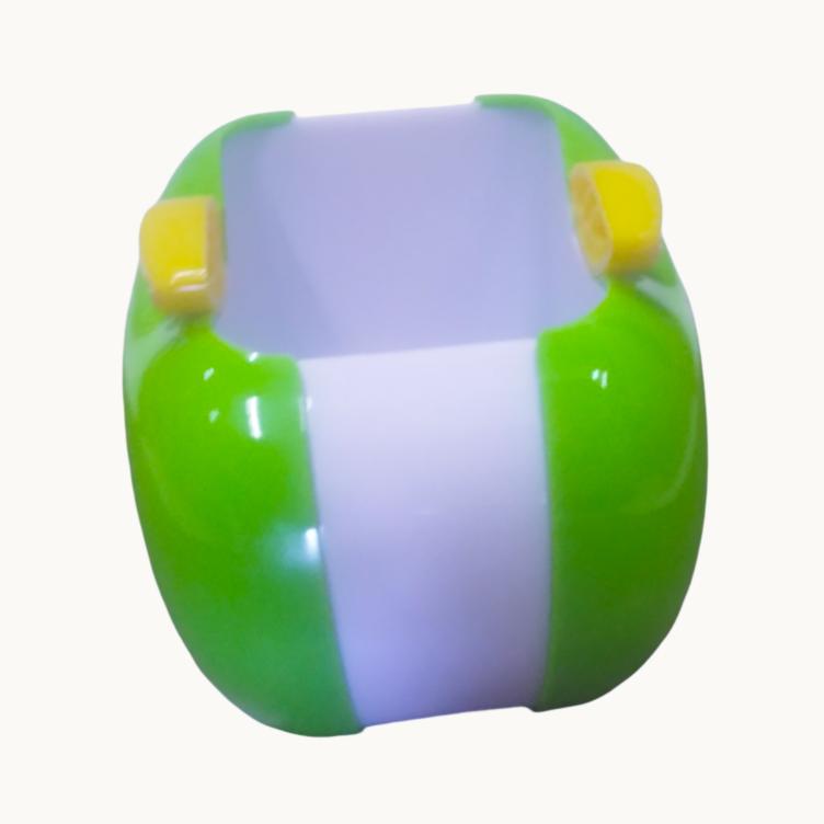 K-941 Modern Apple-Shaped Pen & Pencil Holder Desk Organizer