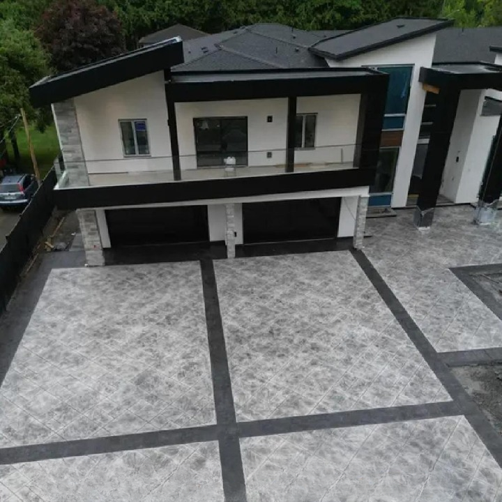 Collcrete - Black and Grey Bordered Stamped Concrete