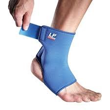 Ankle Support Brace (764) - Aircast 60° Stabilizer