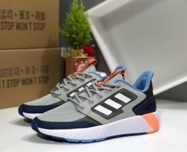 Adidas Cloudfoam Sneakers - Sport-Inspired Heritage & Comfort