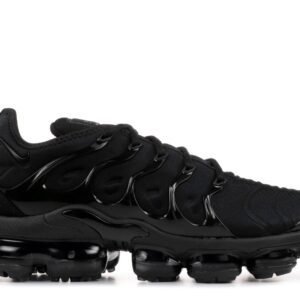 NIKE AIR VAPORMAX PLUS 'TRIPLE BLACK'